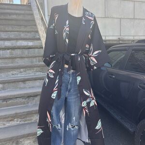 Floral Kimono 👘